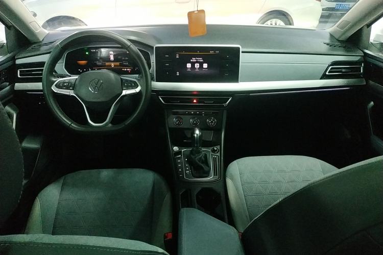 Used Volkswagen Lavida 2023 300TSI DSG Full-Comfort Edition Center Console