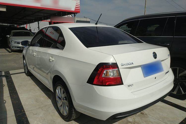 Used Skoda Rapid 2018 1.6L Manual Comfort Edition
