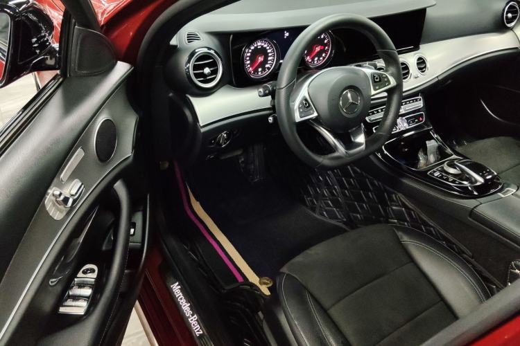 Used Mercedes-Benz E-Class 2017 Restyled E 300 Sport Edition Driver Seat