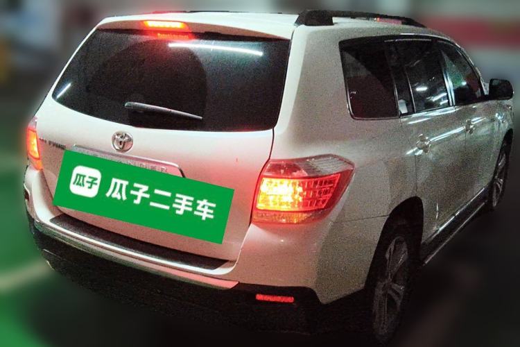 Used Toyota Highlander 2012 2.7L Two-Wheel Drive 7-Seater Luxury Edition
