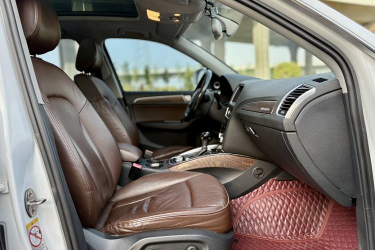 Used Audi Q5 2015 40 TFSI Comfort Model