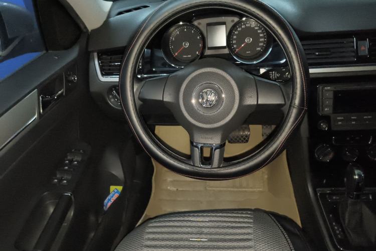 Used Volkswagen Bora 2014 1.6L Automatic Comfort Model Steering Wheel