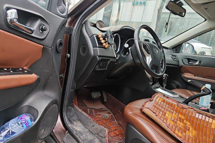Used GAC Trumpchi GS5 2013 1.8T Automatic Two-Wheel Drive Luxury Edition Driver Seat