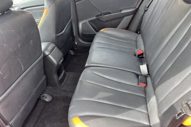 Used Baojun 310 2016 1.2L Manual Luxury Model Interior 3