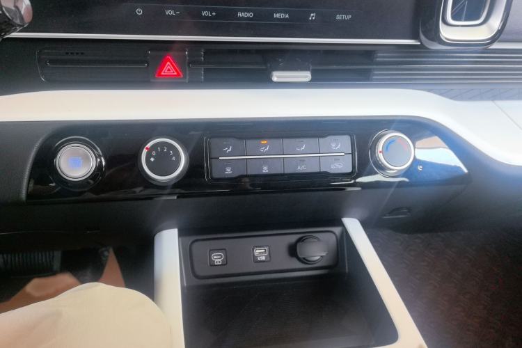 Used Hyundai ix35 2023 Musso 2.0L Deluxe Edition DLX