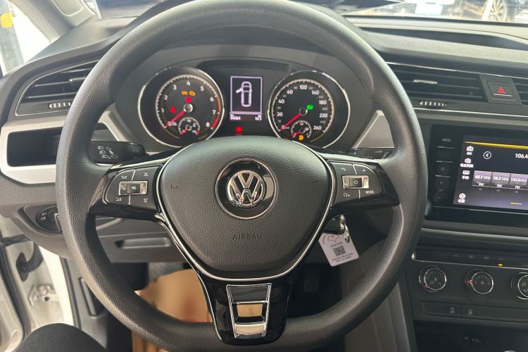 Used Volkswagen Touran 2021 Volkswagen Touran L 280TSI DSG Style Edition 7 Seats
