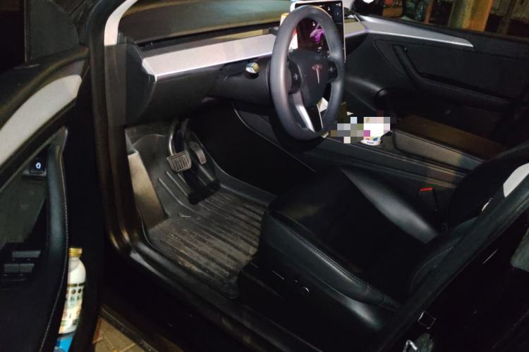 Used Tesla Model Y 2023 Rear-Wheel-Drive Version