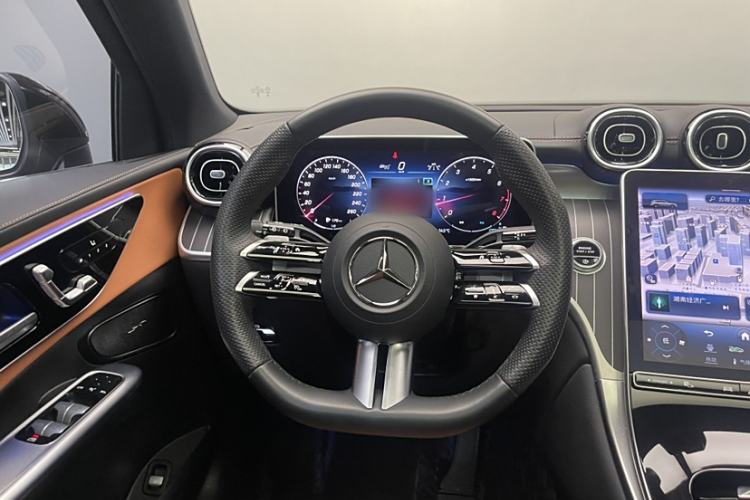 Used Mercedes-Benz GLC 2023 GLC 260 L 4MATIC Luxury Model 5 Seats