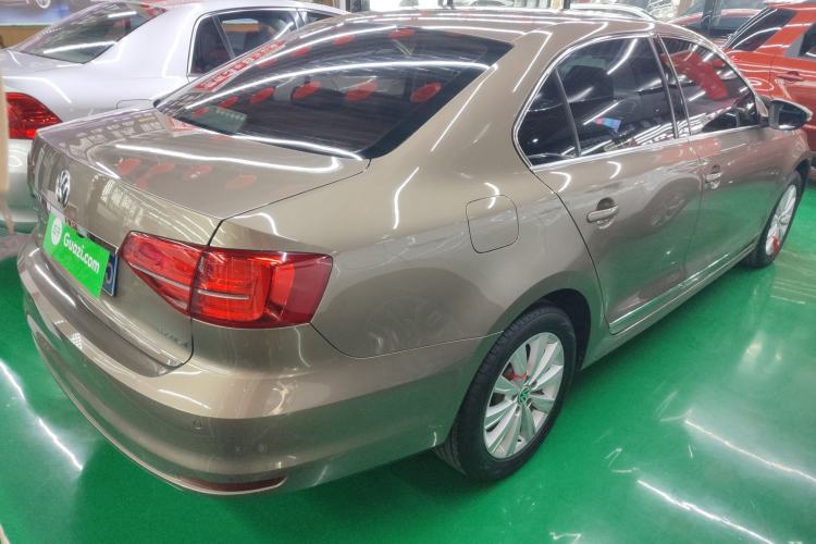 Used Volkswagen Sagitar 2016 230TSI 25th Anniversary Edition
