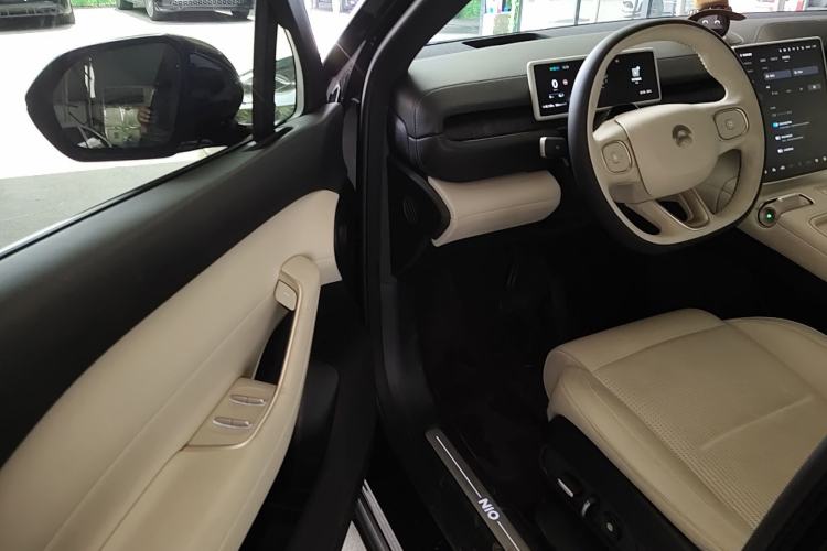 Used Nio ES6 2023 75 kWh
