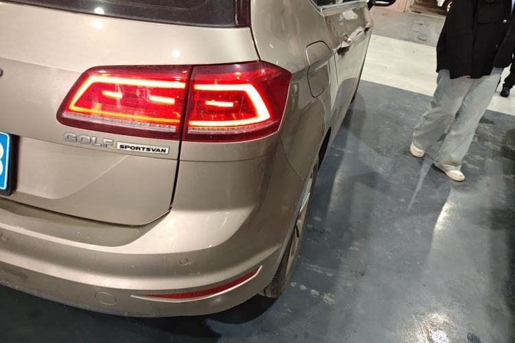 Used Volkswagen Golf Sportsvan 2016 180TSI Automatic Trend Model Right Rear Taillight