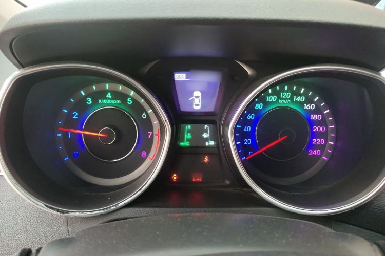 Used Hyundai Elantra (5th Generation / Langdong) 2015 1.6L Manual Leading Model
