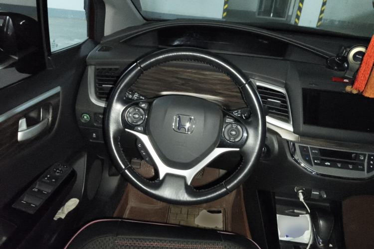 Used Honda Jade 2017 210 TURBO CVT Luxury Edition 5 Seats Steering Wheel