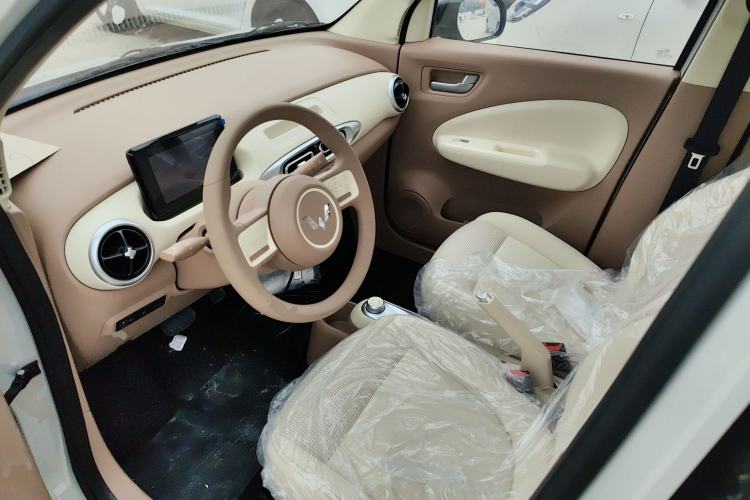 Used Wuling Hongguang MINIEV 2025 Four-Door Version Advanced Edition
