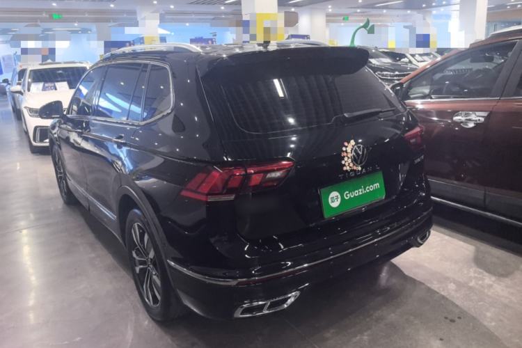 Used Volkswagen Tiguan L 2024 Outstanding Model 330TSI Automatic Two-Wheel Drive R-Line Dragon Glory Edition Rear Left 45 Deg