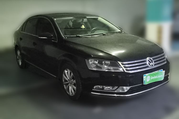 Used Volkswagen Magotan 2013 1.8TSI Comfort Model Front Right 45 Deg