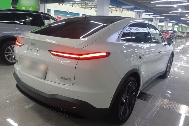 Used ONVO L60 2024 60 kWh Rear-Drive Version Rear Right 45 Deg