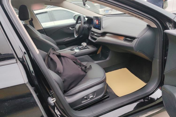 Used Hongqi E-QM5 2021 Charging Version Flagship Edition
