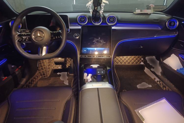 Used Mercedes-Benz C-Class 2024 C 260 L Sport Edition Center Console