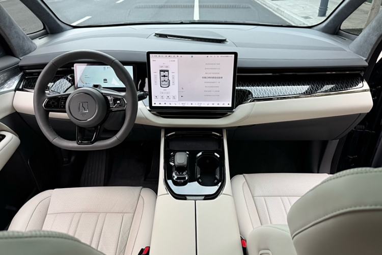 Used Zeekr 009 2022 WE Edition
