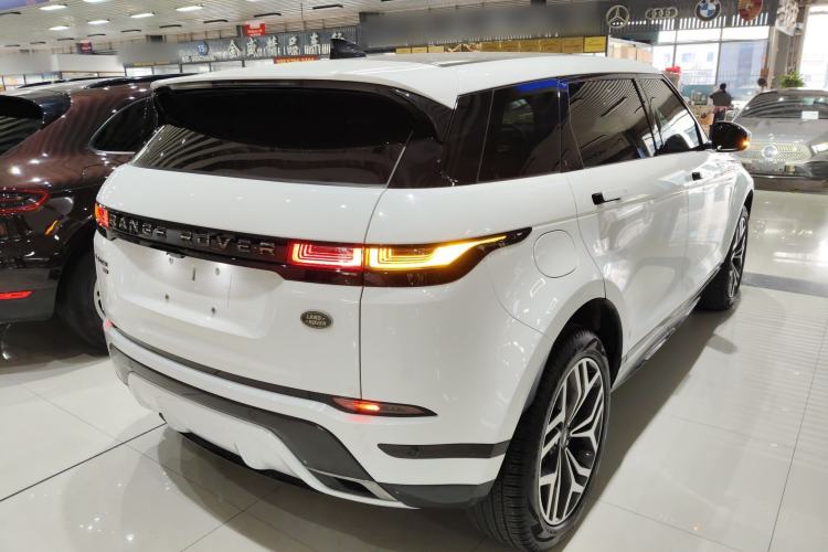 Used Land Rover Range Rover Evoque 2021 Range Rover Velar L 249PS R-Dynamic First Edition
