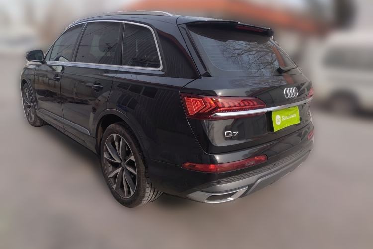Used Audi Q7 2021 55 TFSI quattro S line Sport model
