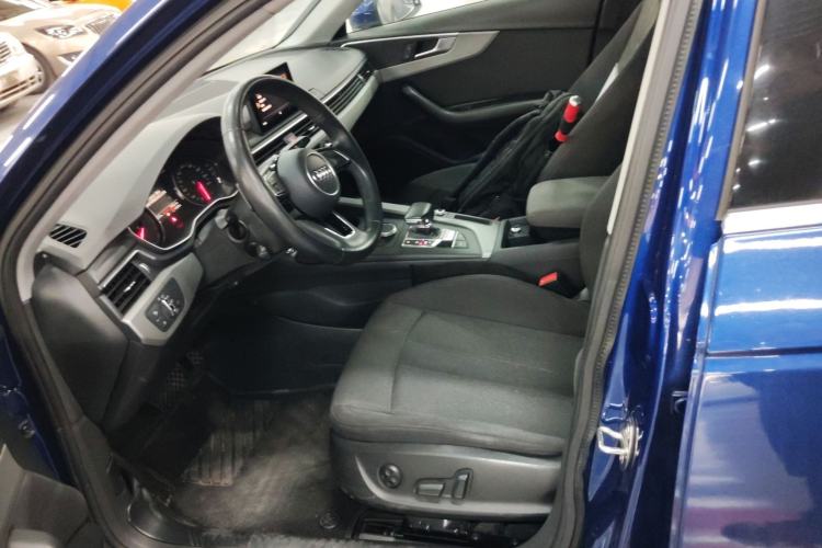 Used Audi A4L 2018 30th Anniversary Edition 40 TFSI Trendy Model Left Front Seat