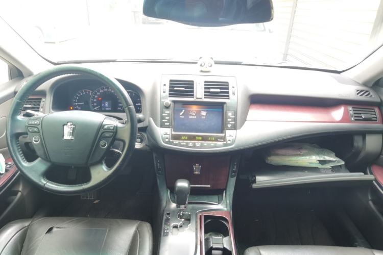 Used Toyota Crown 2010 2.5L Royal Leather Navigation Edition
