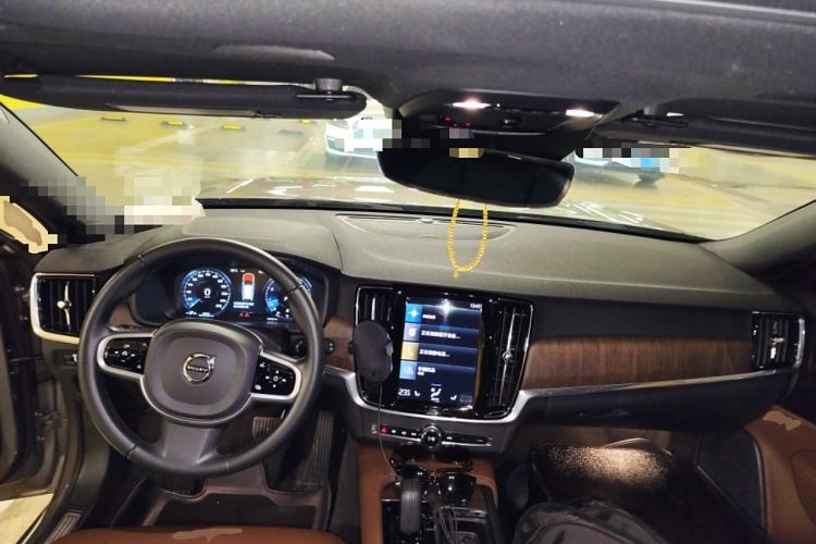 Used Volvo V90 2021 Cross Country B5 AWD Smart Range Edition