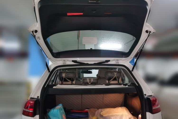 Used Volkswagen Golf 2016 230TSI Automatic Comfort Version Trunk