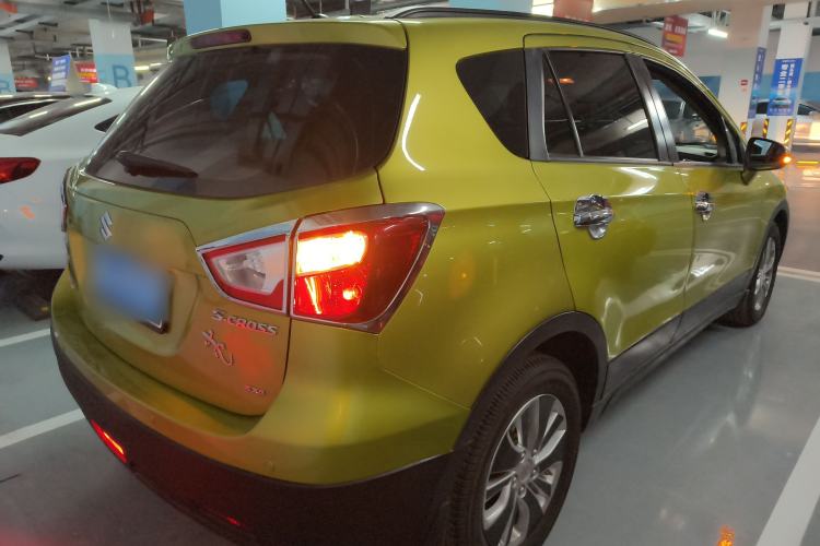 Used Suzuki S-Cross 2014 1.6L CVT Two-Wheel Drive Entry Model