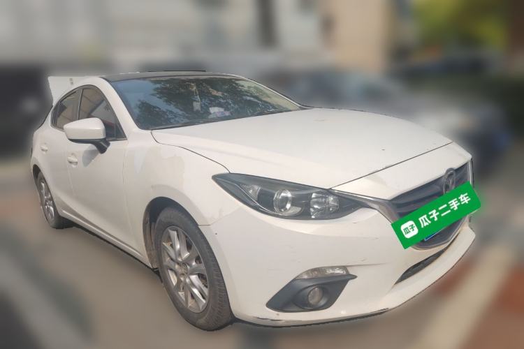 Used Mazda 3 Axela 2014 Sedan 1.5L Automatic Luxury Model
