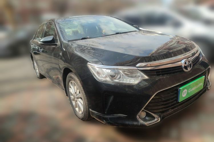 Used Toyota Camry 2016 2.0G 10th Anniversary Leading Edition
