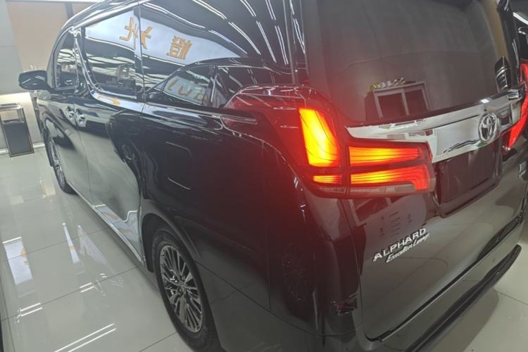 Used Toyota Alphard 2021 Dual-Engine 2.5L Prestige Edition
