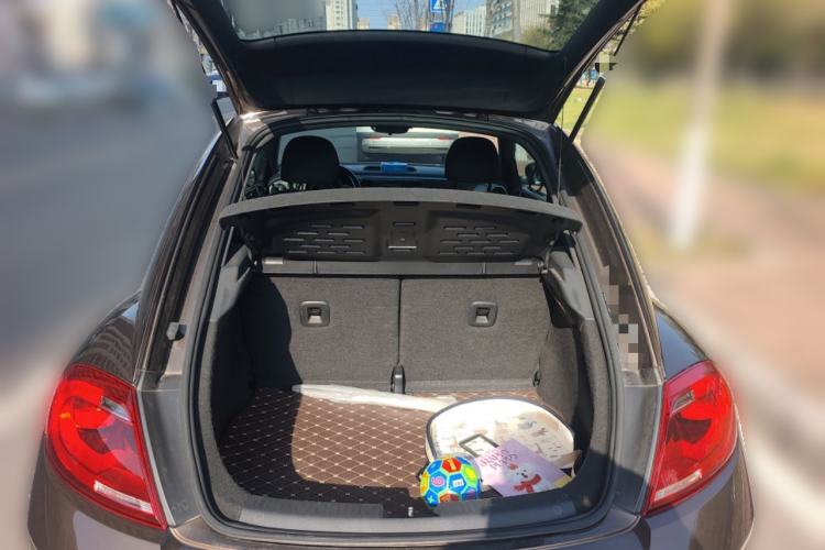 Used Volkswagen Beetle 2014 1.2TSI Fashion Edition Trunk