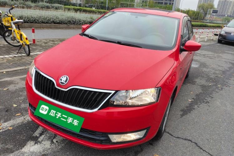 Used Skoda Rapid Spaceback 2014 1.6L Automatic Enjoyment Edition