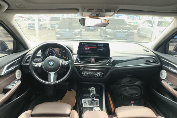 Used BMW 1 Series 2021 Revised 120i M Sport Night Edition Center Console