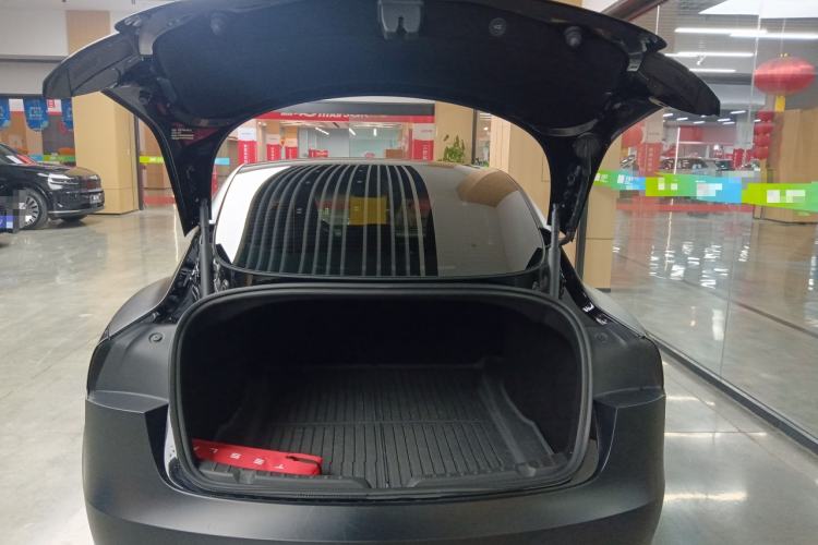 Used Tesla Model 3 2023 Rear-Wheel-Drive Version
