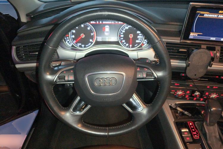 Used Audi A6L 2018 30th Anniversary Edition 35 TFSI Fashion Model
