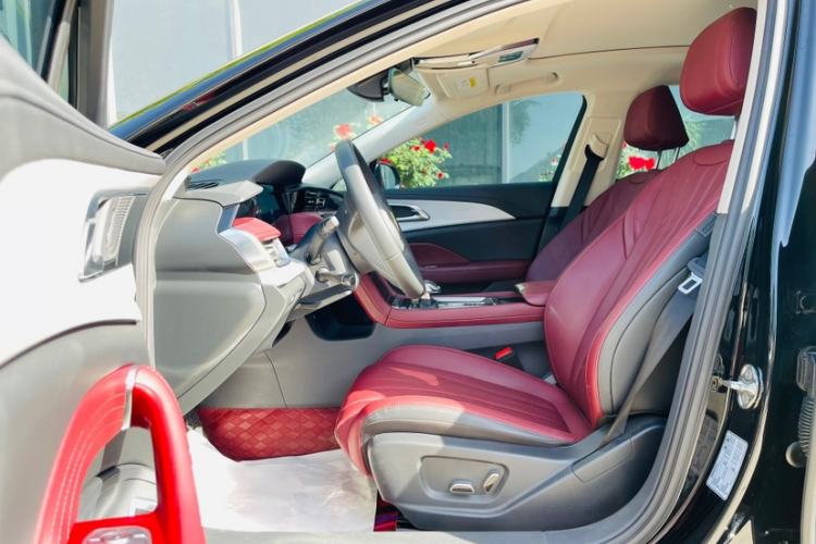 Used Hongqi H5 2025 1.5T DCT Qiyun 500 000th Unit Commemorative Edition
