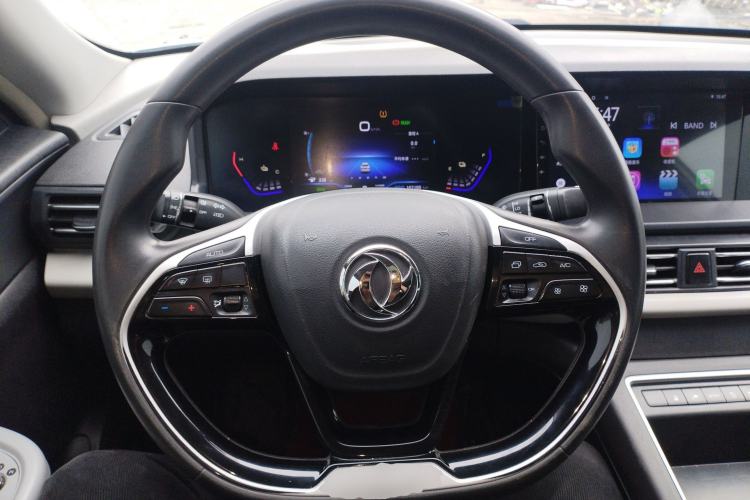 Used Dongfeng Aeolus E70 2023 500 Smart Edition Lithium Iron Phosphate 48.6 kWh 120 kW