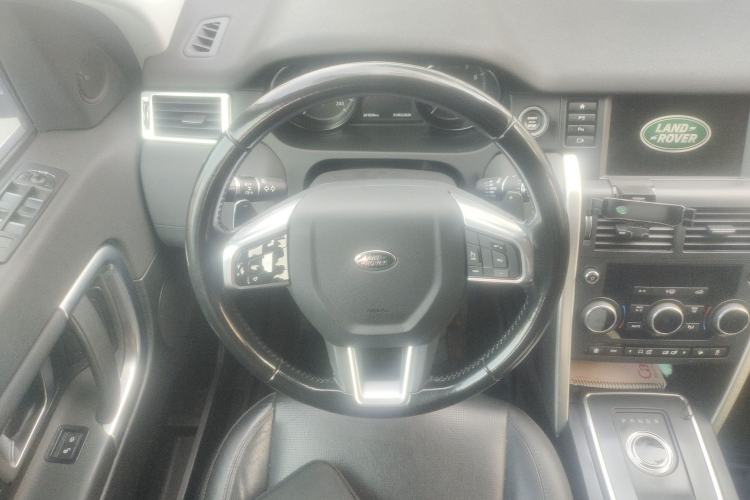 Used Land Rover Discovery Sport 2019 240 PS SE Version China VI Standard Steering Wheel