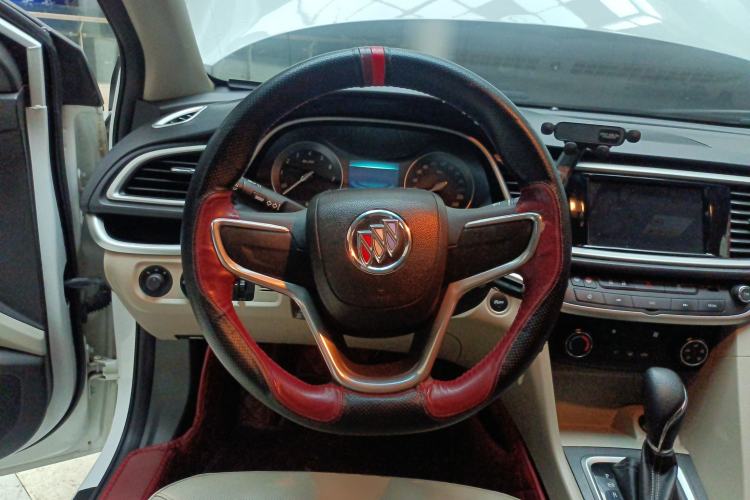 Used Buick GT 2021 Exemplar 1.5L Automatic Elite Version Steering Wheel