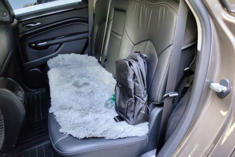 Used Cadillac SRX 2015 3.0L Comfort Version
