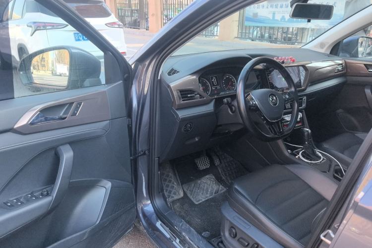 Used Volkswagen Tharu 2021 330TSI All-Wheel Drive Luxury PLUS Version
