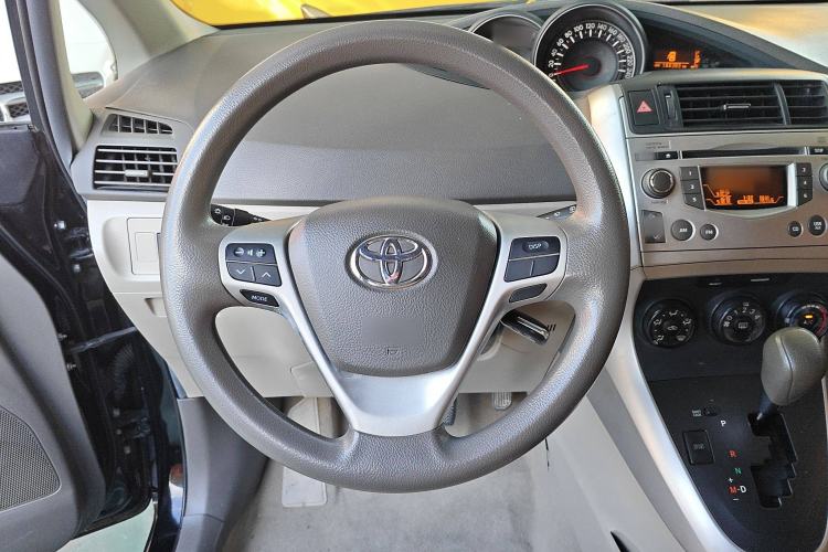 Used Toyota Verso 2014 Starlight 180E CVT Elite Edition