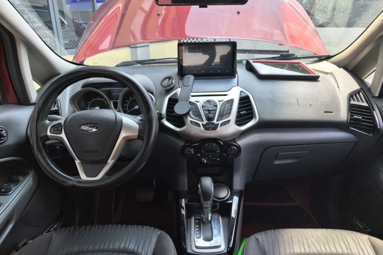 Used Ford EcoSport 2013 1.5L Automatic Prestige Model Center Console