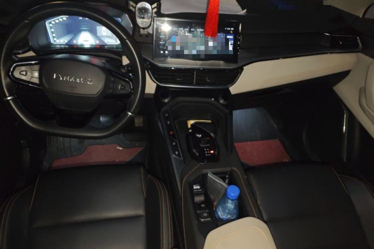 Used Lynk & Co 06 EM-P 2022 PHEV 84 km Range Pro Version
