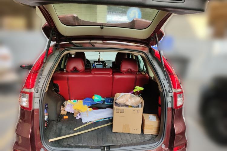 Used Honda CR-V 2016 2.0L two-wheel drive Urban Edition Trunk