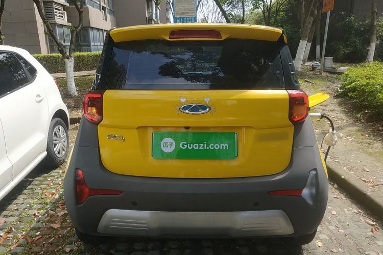 Used Chery QQ Little Ant 2021 150 000 Yuan "Ant Fan" Edition New Ant Cool Version Lithium-Ion Battery Rear